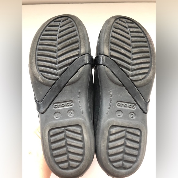 2/$40 - Girls crocs flats (size 2) - Picture 5 of 6